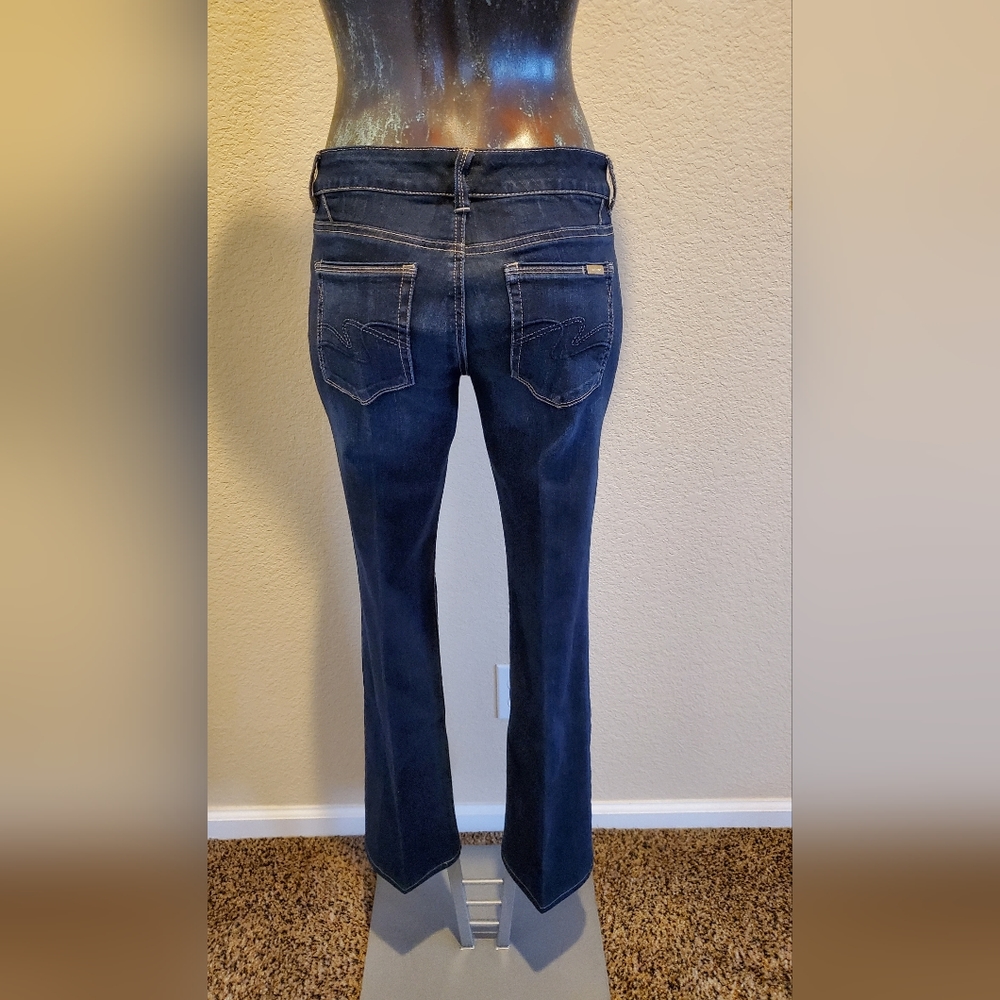 New! WHBM Boot Leg jeans Sz 2S
